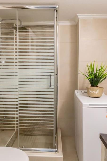 Cozy Airbnb Room In Athens Luaran gambar