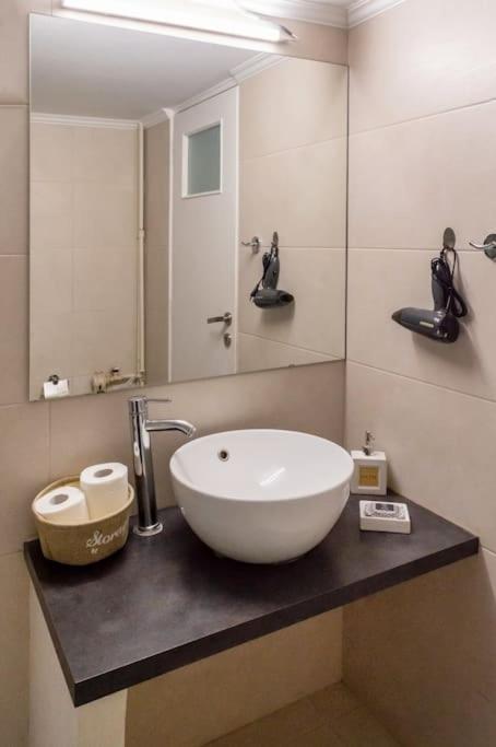 Cozy Airbnb Room In Athens Luaran gambar
